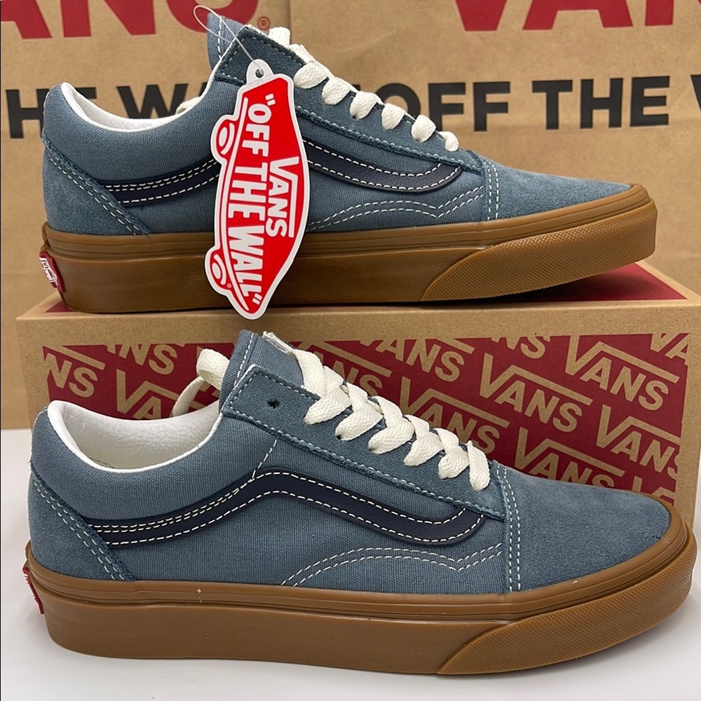 Vans WMNS Old Skool
Vintage Gum Stormy Weather
VN0A5KRSRV2 Sneakers